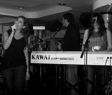 20071203222300-rebecayluciajimenez.jpg